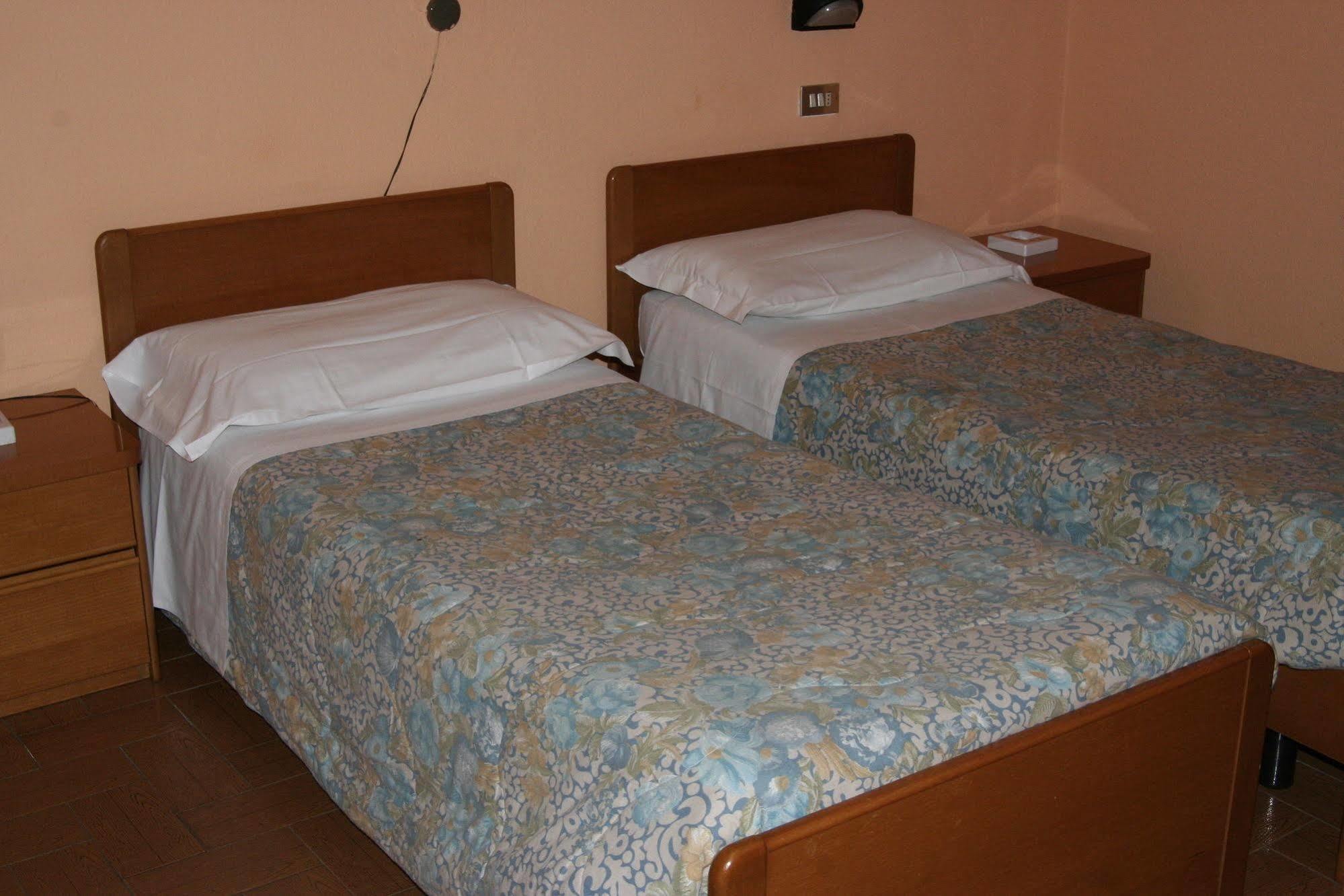 Miu Hotel Μιλάνο Εξωτερικό φωτογραφία